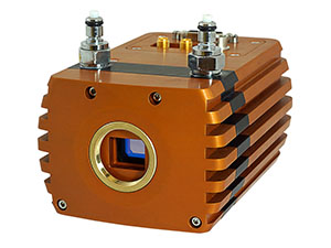 Ninox ULTRA 640 SWIR camera